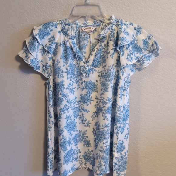 Nanette Lepore Tops - Flowy Nanette Lepore Blue Floral Ruffled Blouse